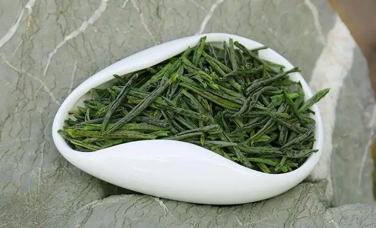 中国十大名贵茶叶 最贵的茶叶达52万元一两（中国最贵的十大名茶排名）