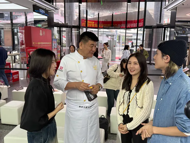 京东厨具携手十八子作首发“超凡大师”系列 共造高端厨刀新品标杆(图3)