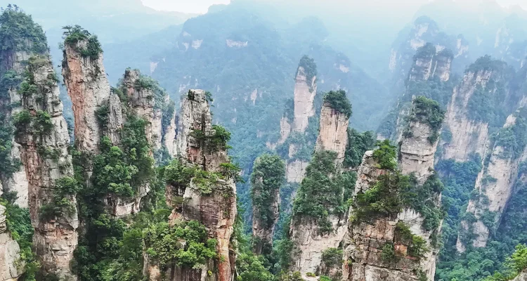张家界旅游攻略：张家界旅游自由行、自助游、跟团游怎么选择，到张家界怎么玩-张家界自由行旅游路线