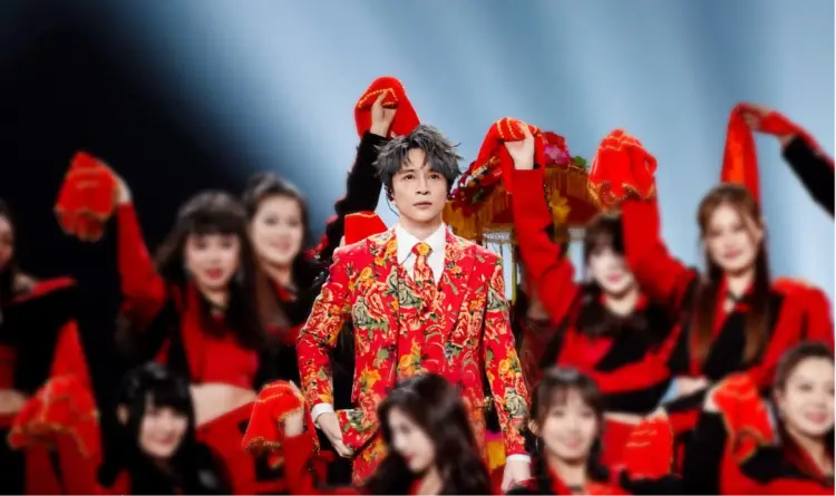 “土嗨”神曲串烧，当然得配上“土潮”时装。/江苏卫视跨年晚会截图