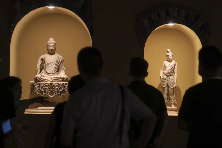 数字敦煌展在京展三年不去莫高窟也能看壁画_凤凰网
