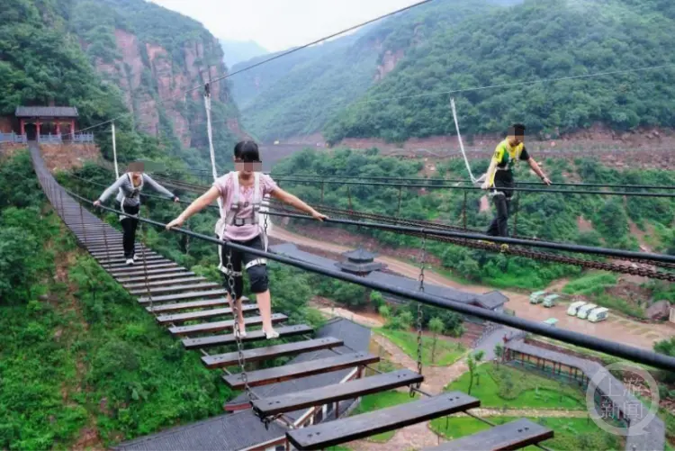 发生意外事件的网红桥。图片来源/龙潭大峡谷景区官网