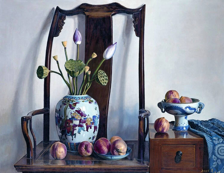 静物油画作品中的青花瓷