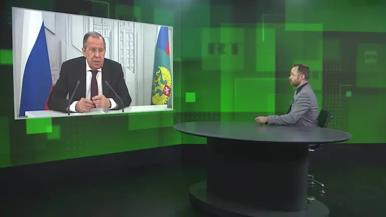 俄外长拉夫罗夫26日接受“今日俄罗斯”（RT）专访。 图源：“今日俄罗斯”（RT）