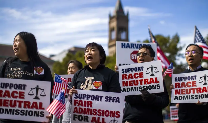 亚裔美国人呼吁在大学招录中得到平等对待