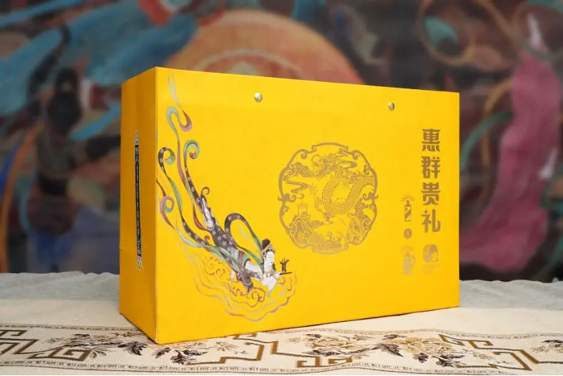 茅台文创重磅登场！2瓶200ml飞天配腾龙贵礼，仅2699元_凤凰网