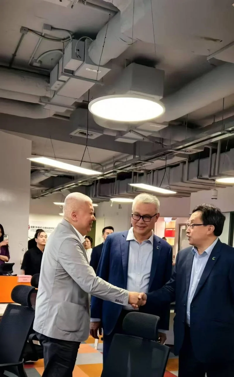 北斗币隔空喊话赵长鹏--筑梦香港再创辉煌——北斗时空币落地香港：融合区块链与时空科技，构建全球可信服务网络