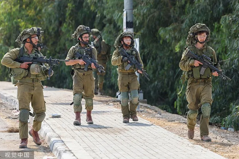 ����ʱ��2023��10��10�գ���ɳ�ش�����ɫ��ʿ����Ѳ�ߡ�