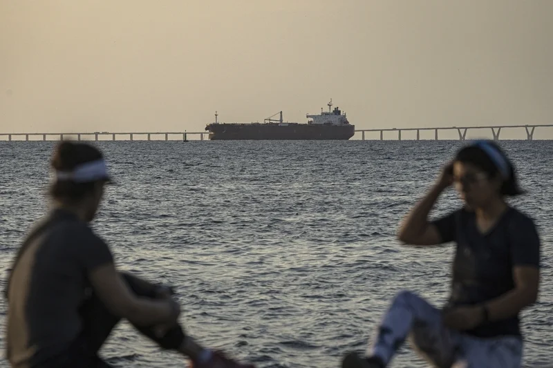 12��17�գ�ί���������������У�һ�����֡� �Ӿ��й�