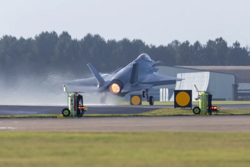 追击委内瑞拉有关油轮“马里涅拉号,”美军F-35战机紧急部署撤离。