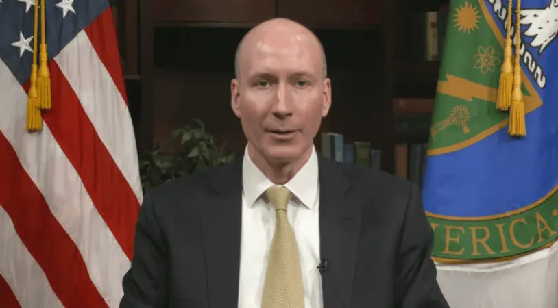 美国能源部副部长特克 图源：视频截图