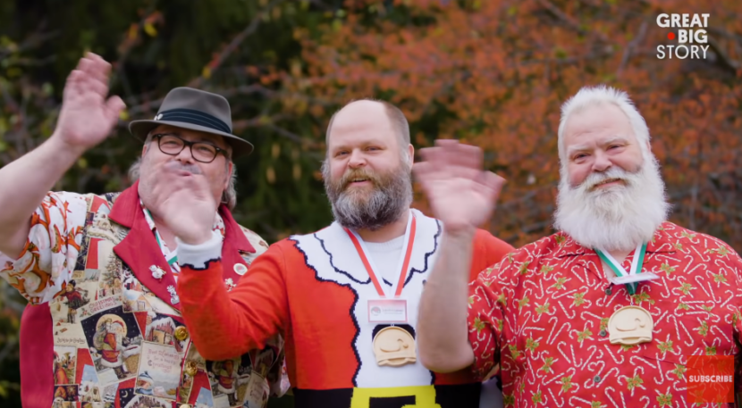 图中为来自丹麦的圣诞老人学员。 图源:GreatBigStory.com。