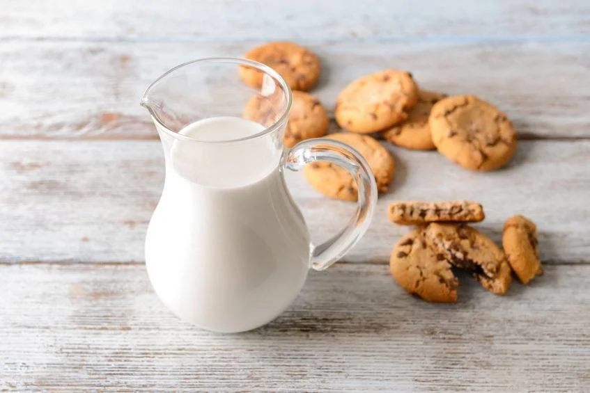 　鲜牛奶、纯牛奶、脱脂奶和全脂奶有什么区别？
