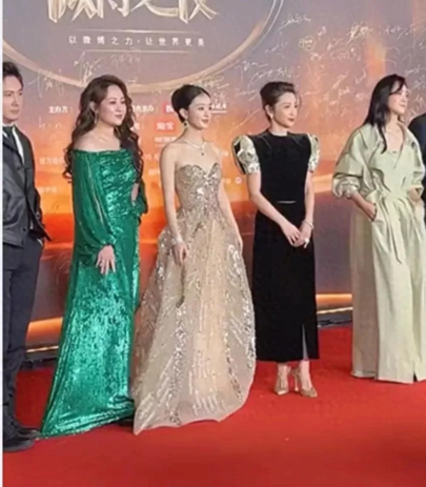 赵丽颖站李冰冰旁边，马丽给沈腾整理领带，马龙帅气，金晨腿粗了