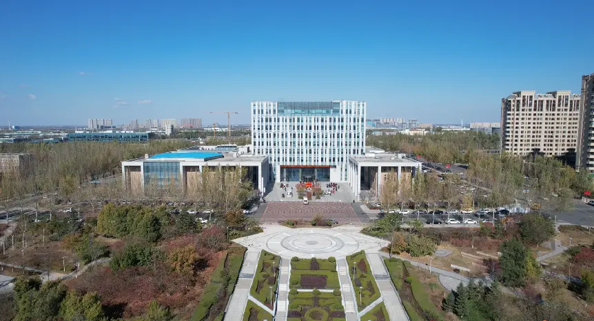 长春汽车经济技术开发区管理委员会所在地。凤凰网吉林 董令辉摄