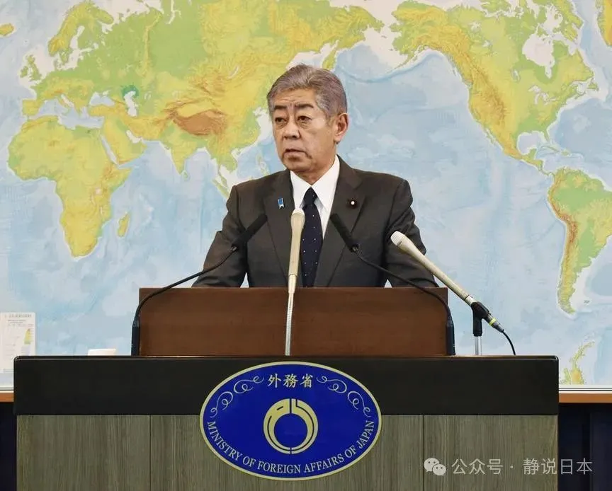 日本外务大臣凌晨到访北京,瞩目的有这么几点