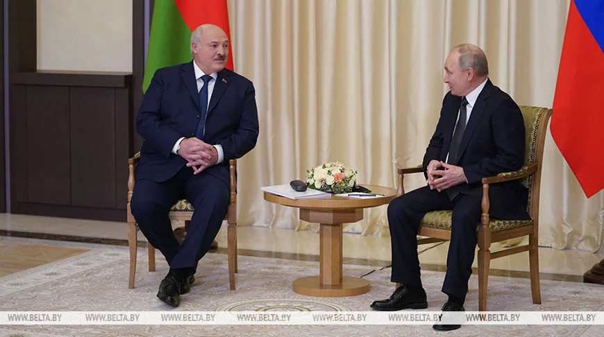 2月17日，白俄罗斯总统卢卡申科访俄，与普京举行会谈。图自白通社