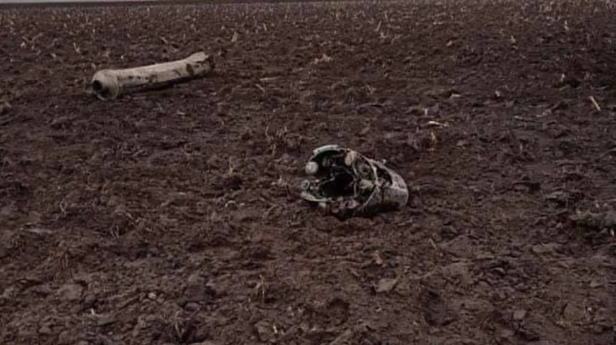 落入白俄罗斯境内的乌军导弹残骸,图自白通社