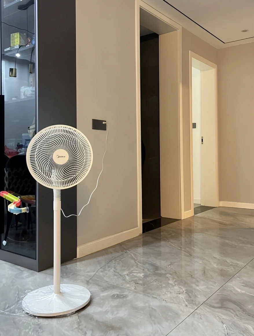 空气循环扇和普通风扇比有什么不同？值得买吗？用过才敢说实话