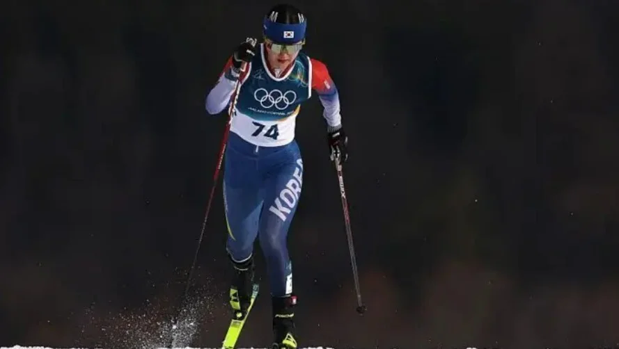 韩国运动员Han Dasom在比赛中