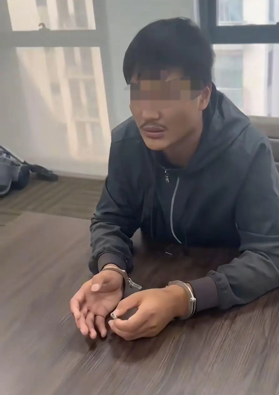 涉嫌绑架殴打同胞，网红“非洲洋洋”被抓
