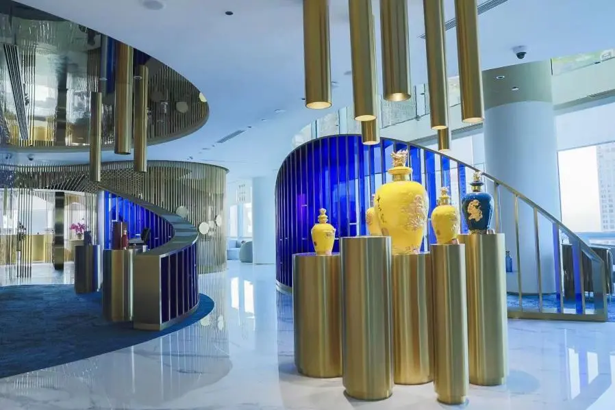 把上万名员工养成客户假人拿工资 上海贵酒业绩