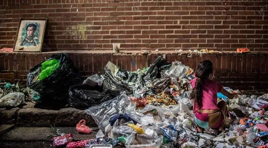 捧着油碗的饥民:为什么3000亿桶石油富不了委内瑞拉_快讯_第15张_纵横网 捧着油碗的饥民:为什么3000亿桶石油富不了委内瑞拉_https://www.izongheng.net_快讯_第15张