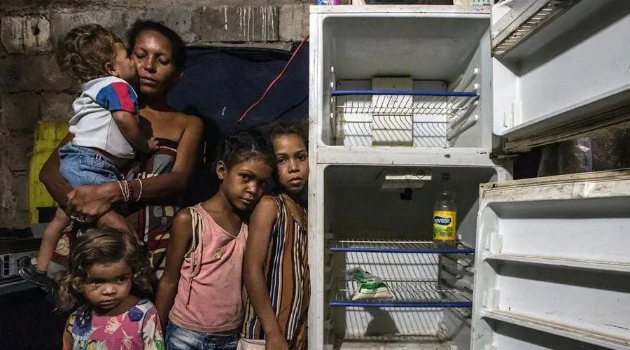 捧着油碗的饥民:为什么3000亿桶石油富不了委内瑞拉_快讯_第16张_纵横网 捧着油碗的饥民:为什么3000亿桶石油富不了委内瑞拉_https://www.izongheng.net_快讯_第16张