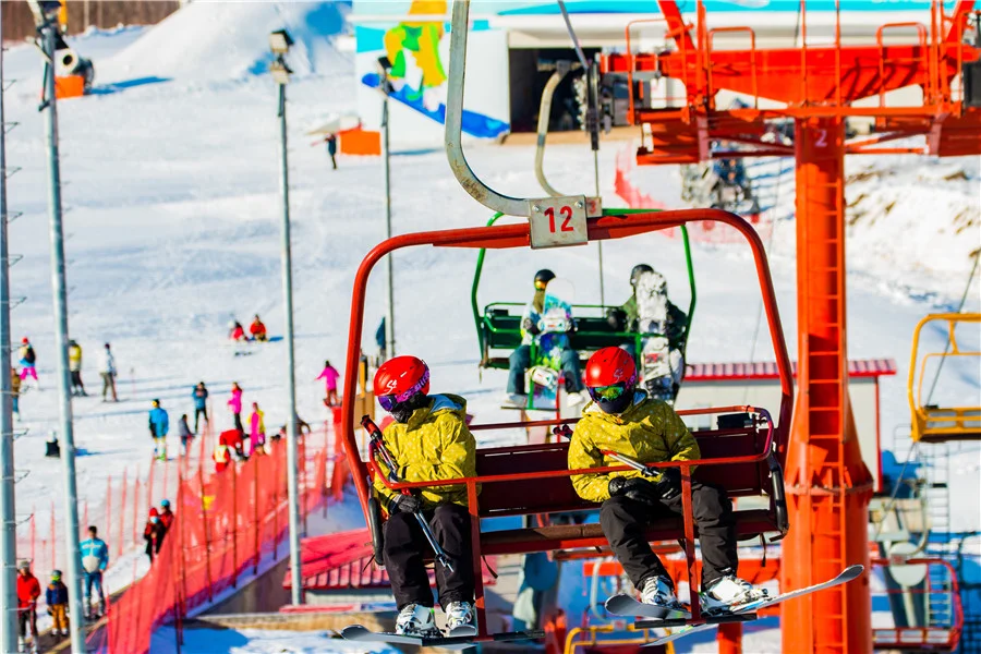 冬天来了，西安周边有哪些滑雪场在等着我们，哪个雪场性价比最高插图6