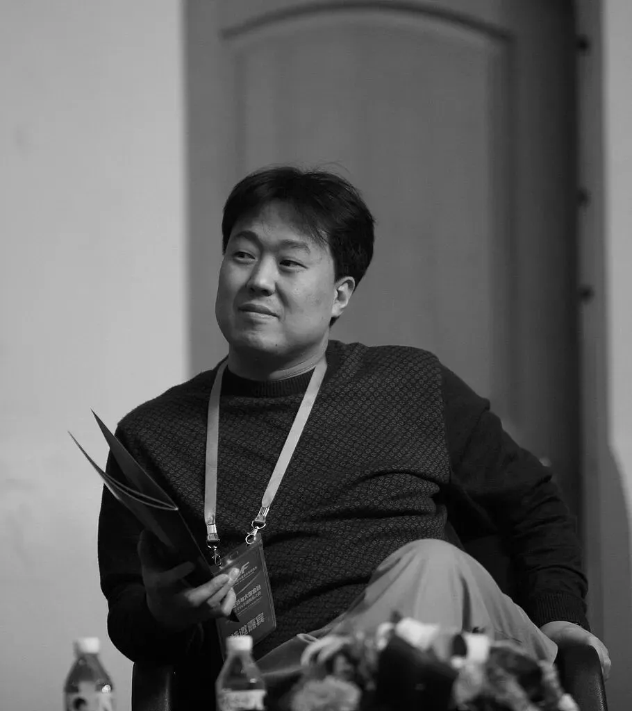 “只有一半患者活过3年” 知名经济学家因少见疾病离世