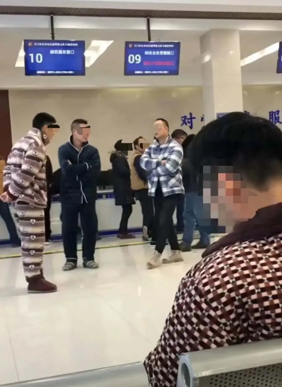 穿了一次湖南省服，这辈子都不想脱了