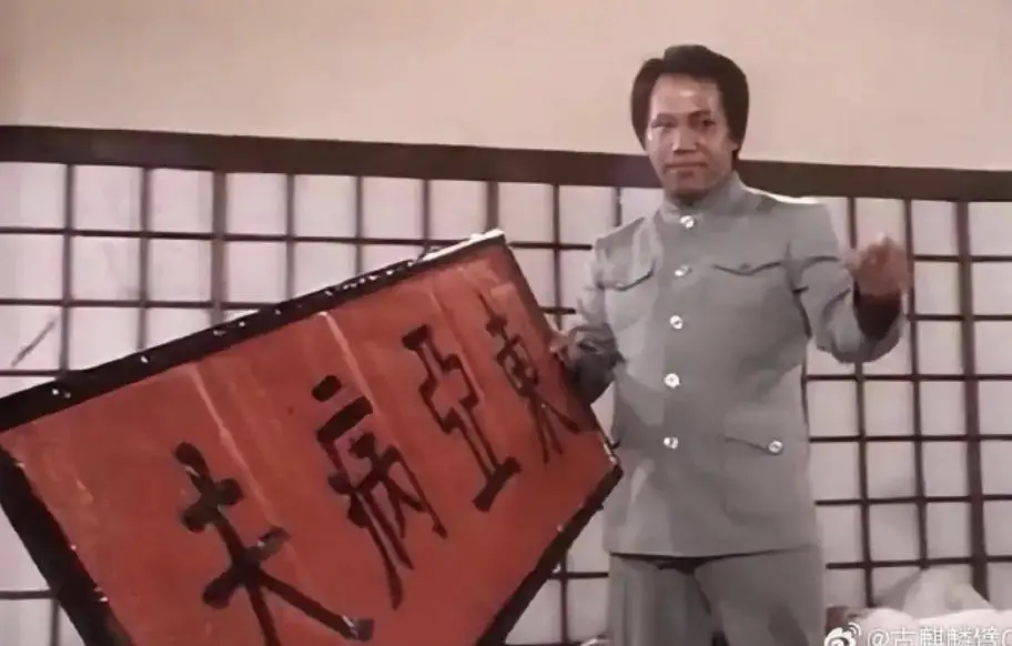 送别梁小龙：踢碎&ldquo;东亚病夫&rdquo;牌匾，早已超越银幕，成为刻在几代人记忆里的民族气节象征