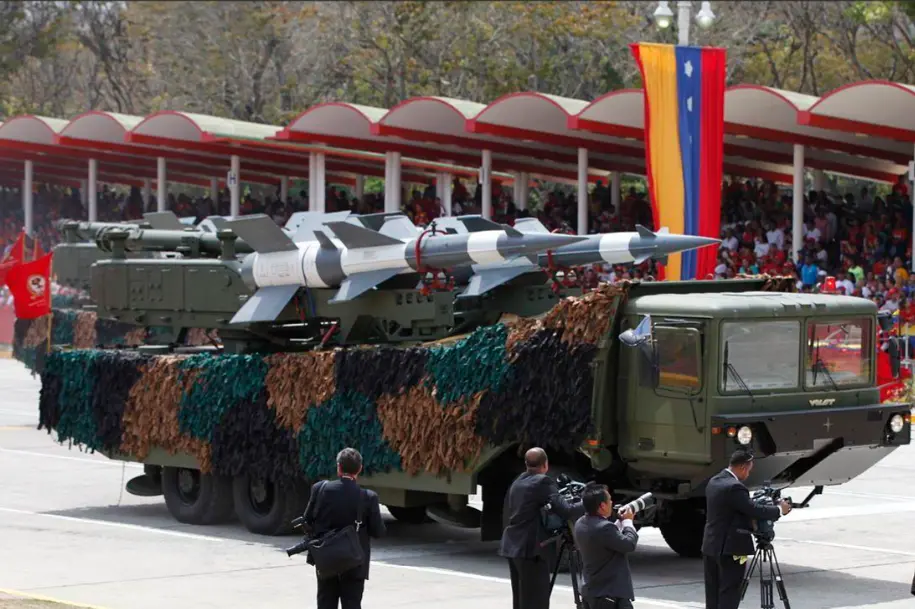 改進型S-125防空導彈系統具備機動部署能力。