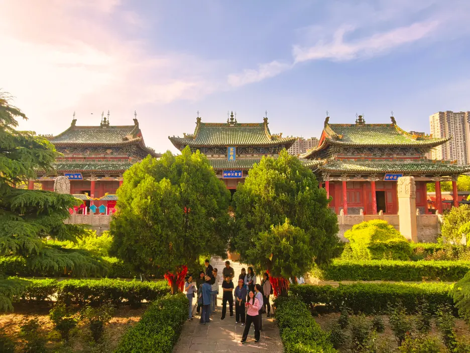 池盐孕古邑 戏台映河东