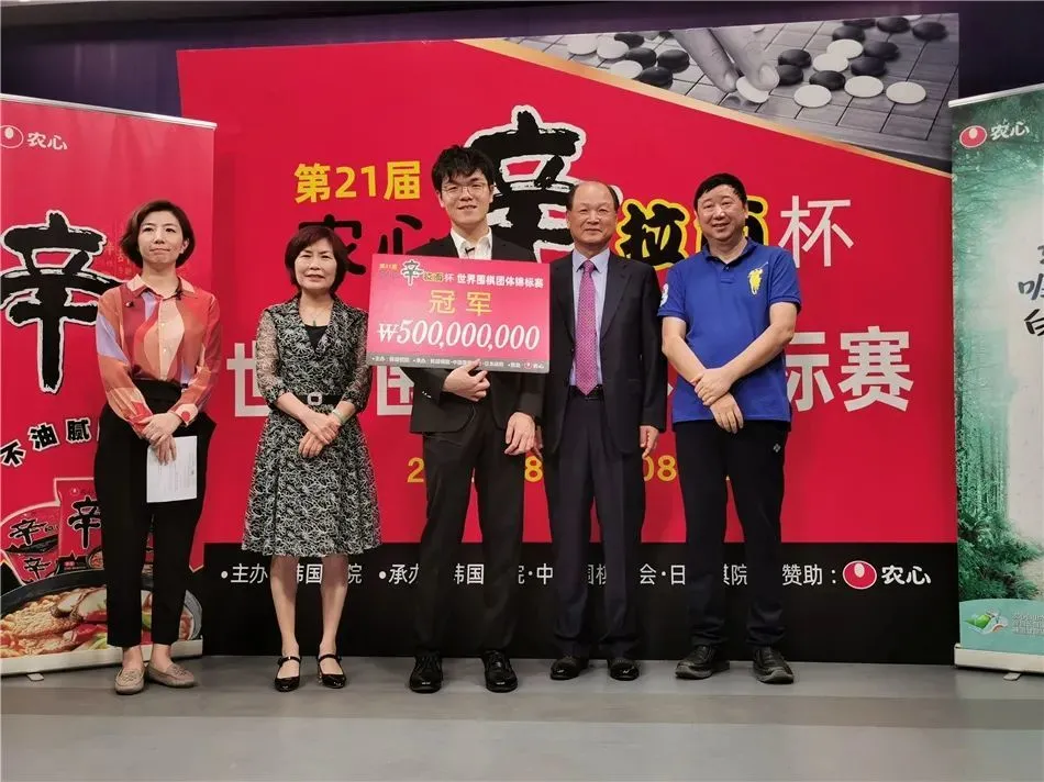 ���й����ϴ�ũ�ı���ڻ���4��ǰ