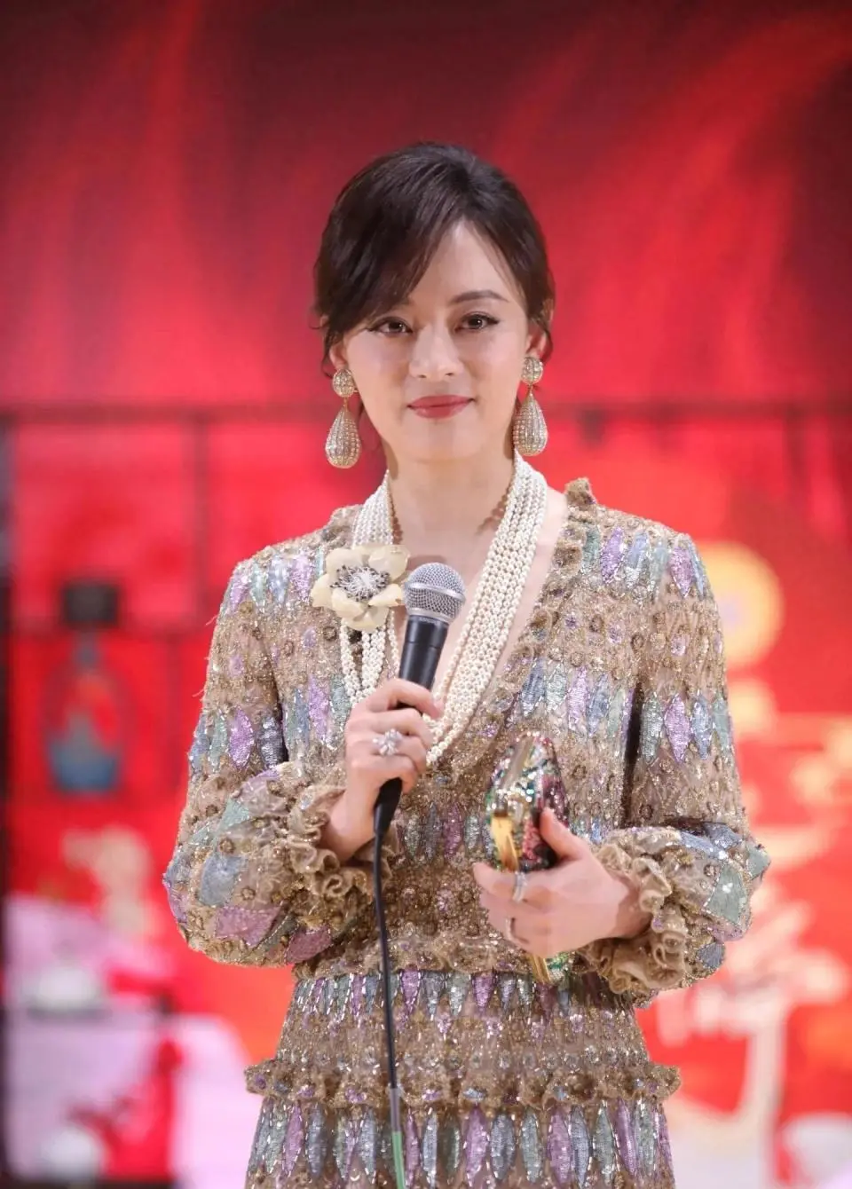 甄嬛传晚会:导演说对不起安陵容 蒋欣想重新演华妃 未删减版共80集