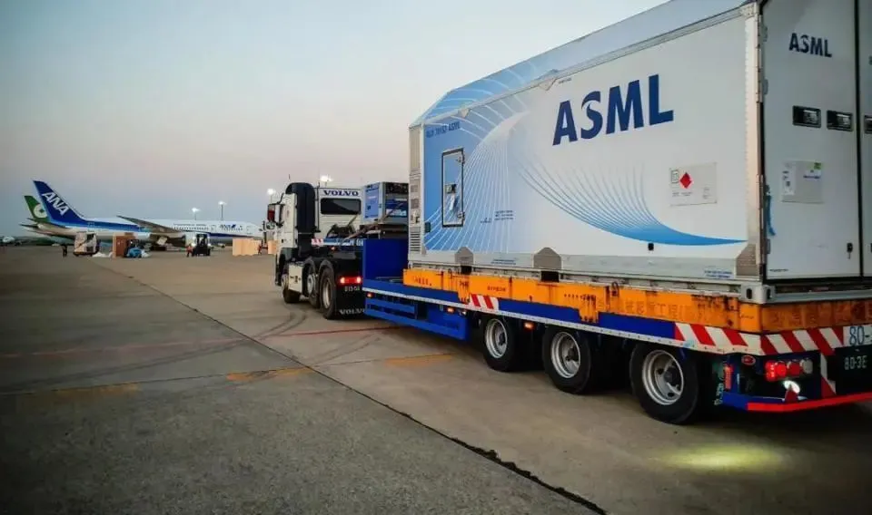 ASML�ڻ���ת��DUV��̨�� ת�˹���ȫ�̼���豸���¶ȡ���ϵ��������