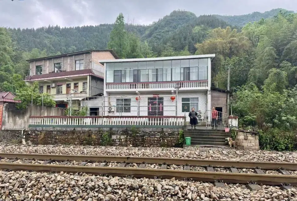 ·ķӴŶŻ𳵵Խ /㣩