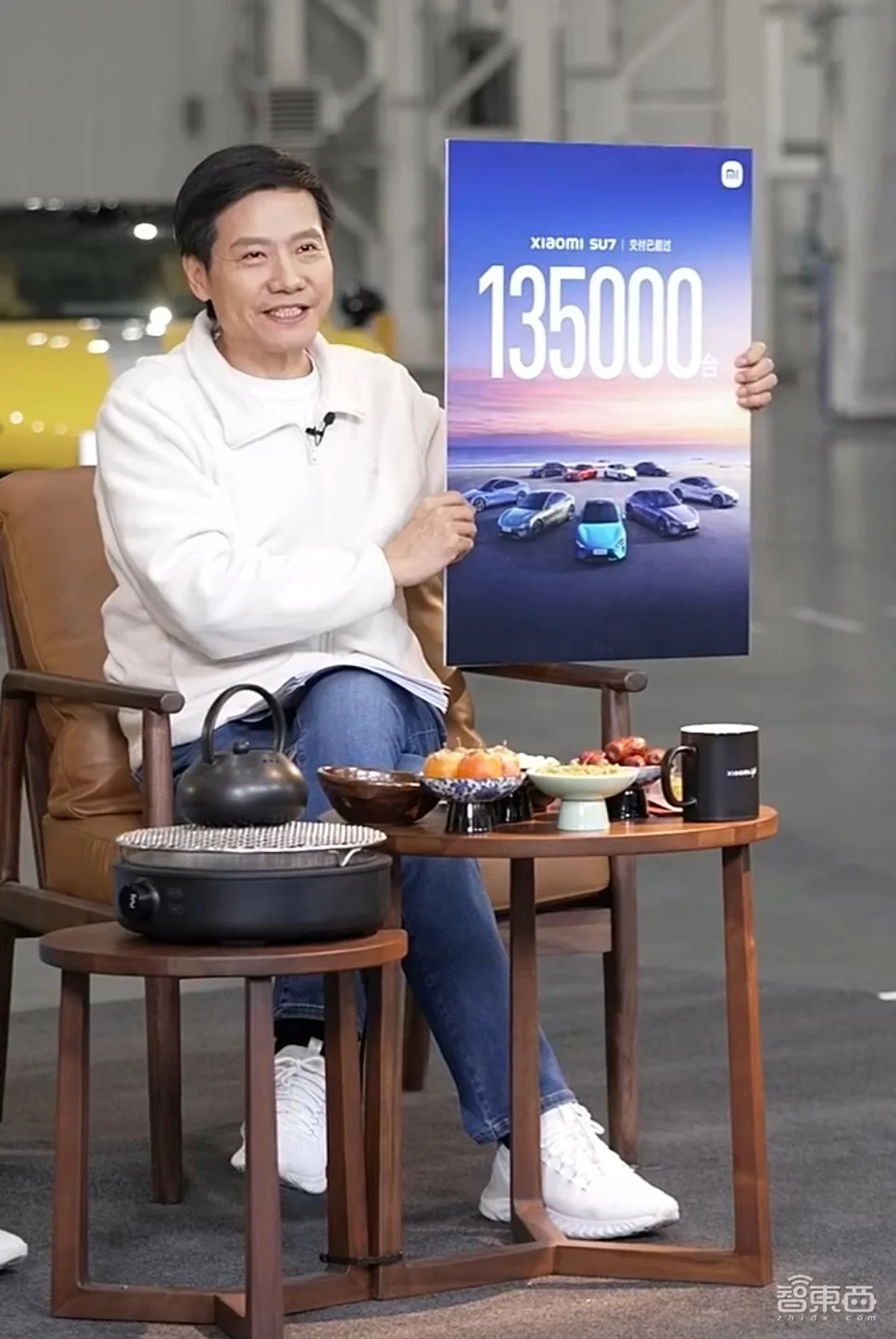 雷军4小时跨年直播:交小米年终总结,晒30万辆交车目标,立了N多flag(图12) 雷军4小时跨年直播:交小米年终总结,晒30万辆交车目标,立了N多flag(图12)