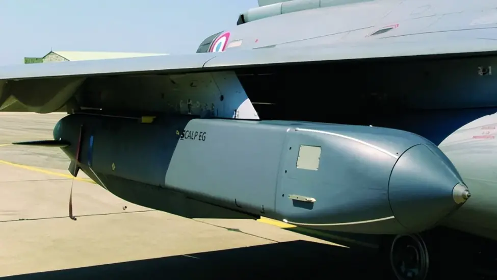 北约秘书长马克·吕特表示，当务之急是远程武器系统、防空和地面机动部队。