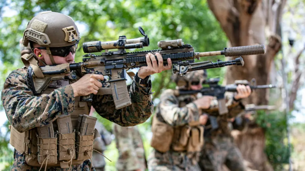 一旦海军陆战队进入洛杉矶，性质将完全不同。