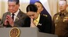 主动为敌人打开城门？如何解读泰国总理“通话门”