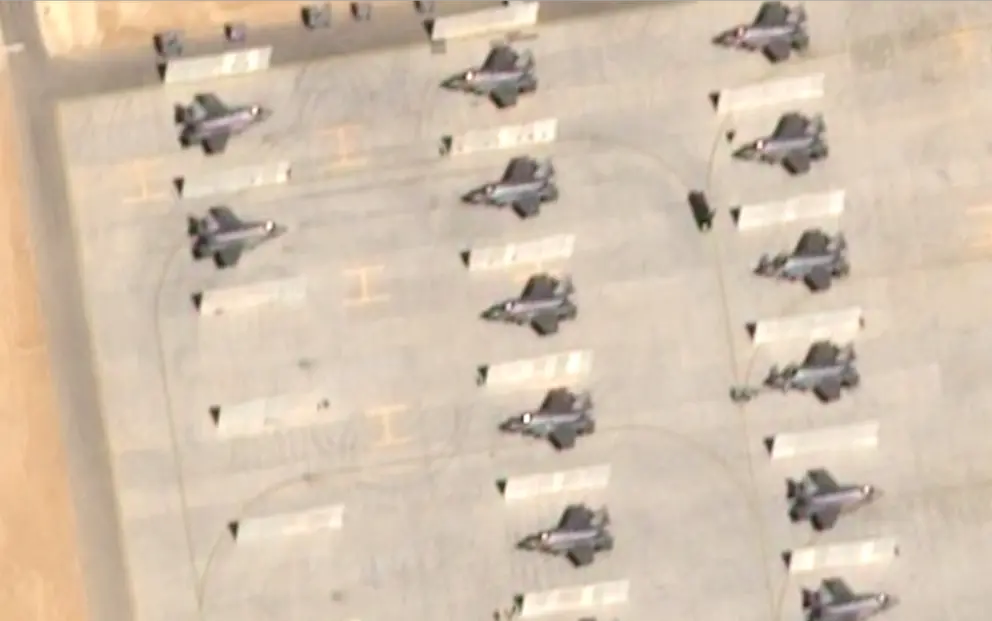 20�������ͼ����ʾ����Լ������Ĳ���F-35����ս������ͼԴ����ý������ͼ