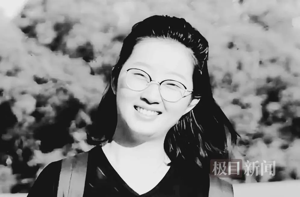 章莹颖被害8年 父母未获分文赔偿 还差点被人打劫